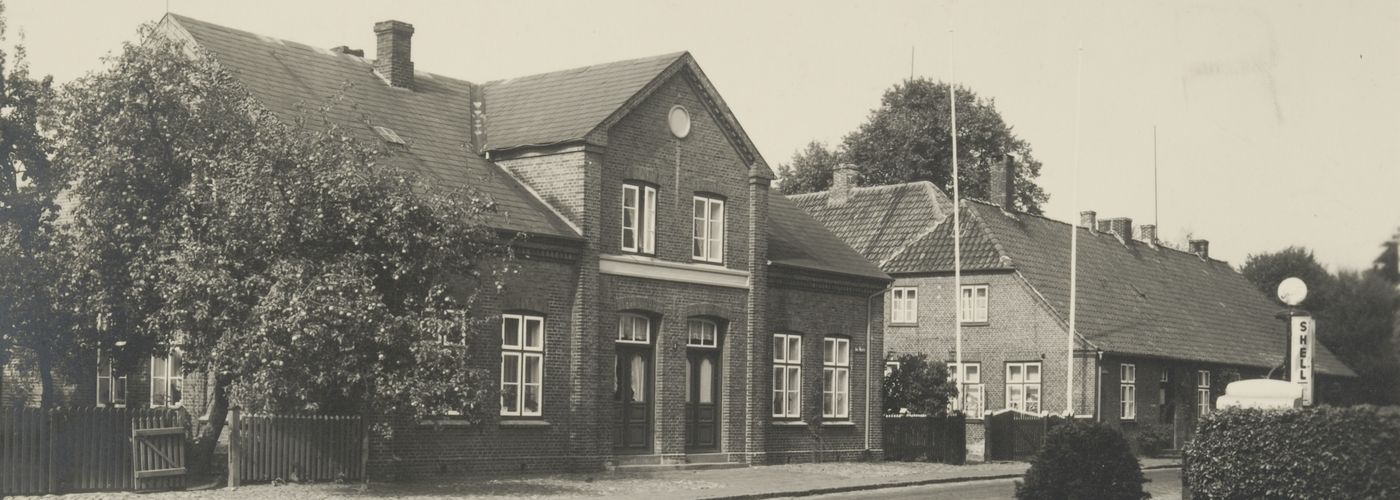 Lehrerdienstwohnungen Am Markt 8 und Schulstr. 1 - um 1934